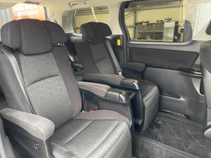 Toyota Vellfire 2.4 Business Edition