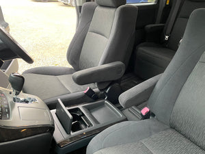 Toyota Vellfire 2.4 Business Edition