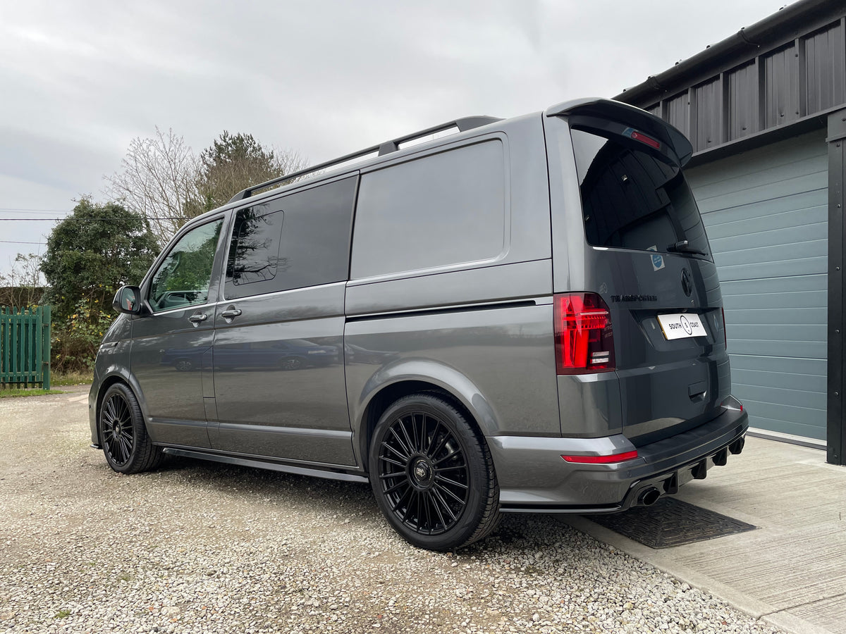 Highline T6.1 SWB T32 Kombi with full LVR kit and leather interior