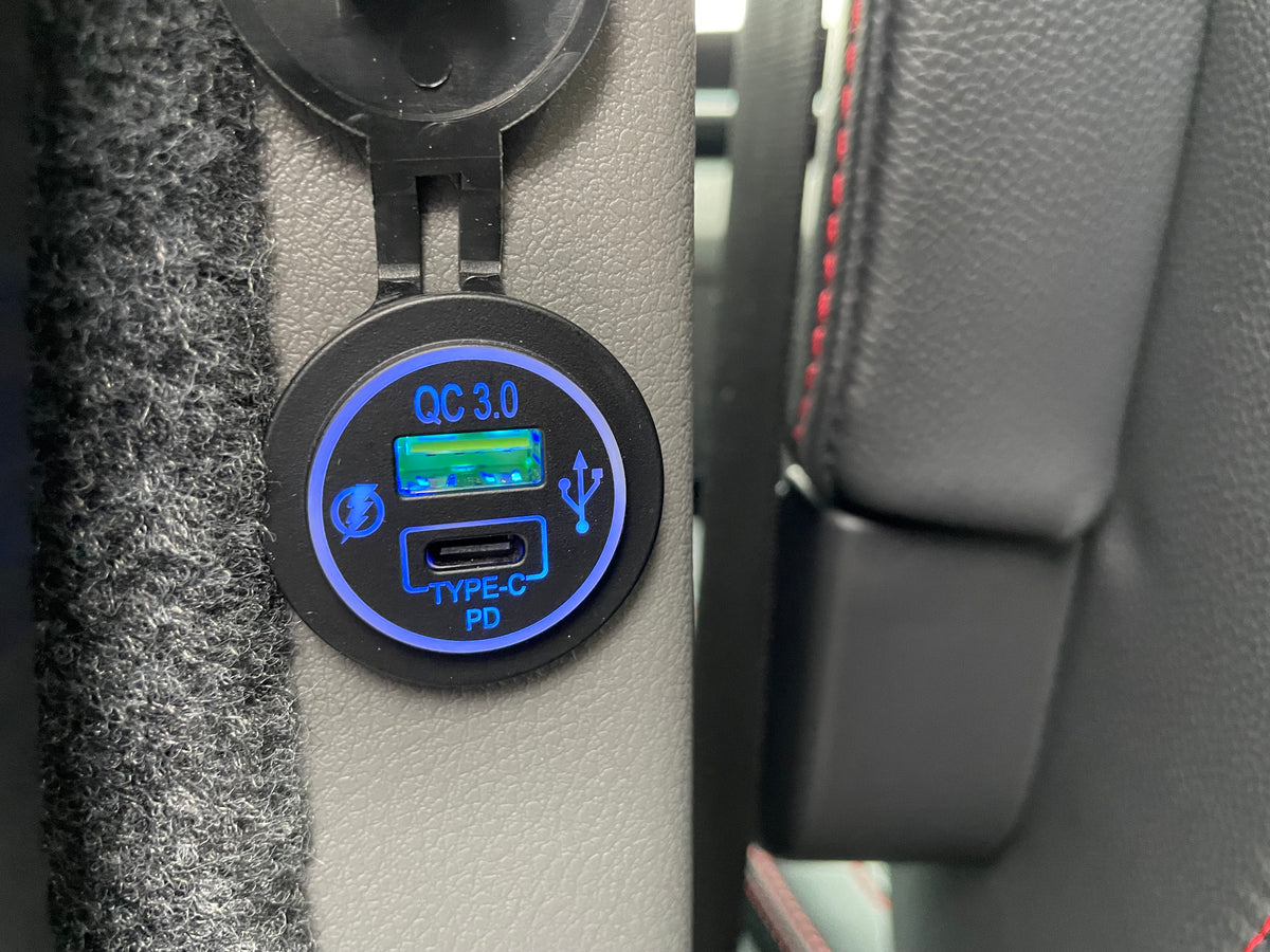 Highline T6.1 SWB T32 Kombi with full LVR kit and leather interior