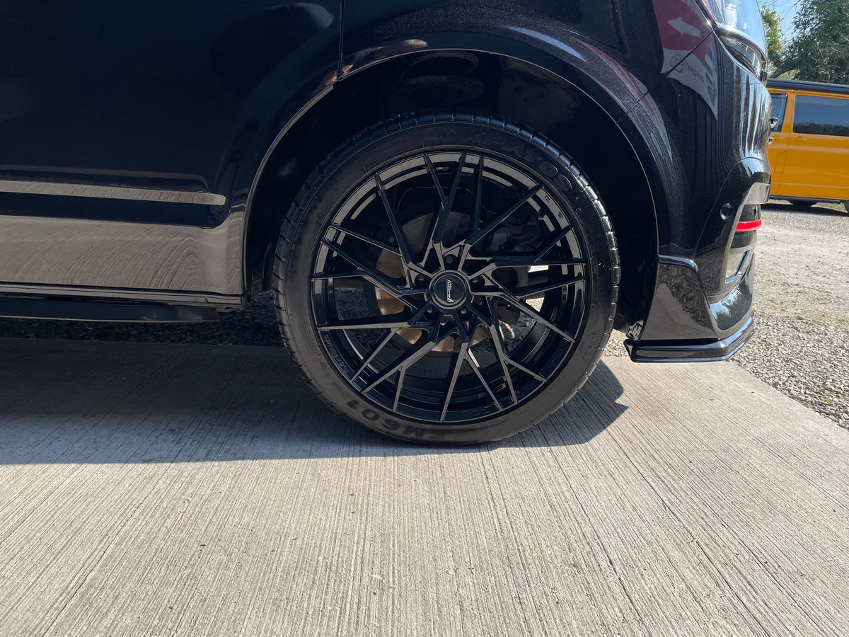 T6.1 Highline Campervan 2020 (70 plate) - Black