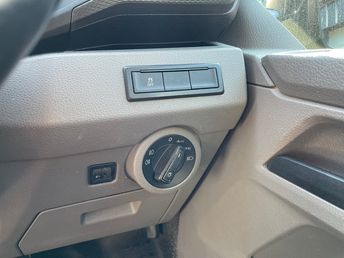 T6.1 Highline Campervan 2020 (70 plate) - Black