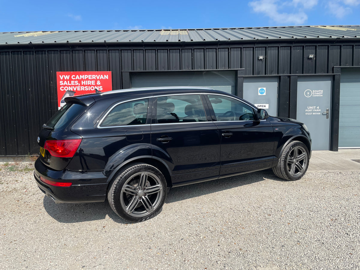 Audi Q7 3.0 TDI V6 S line Tiptronic quattro