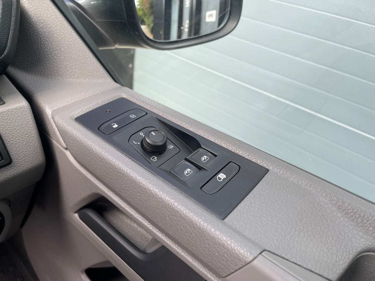 T6.1 LWB DSG Highline Campervan 2024 (24 plate) - Indium Grey