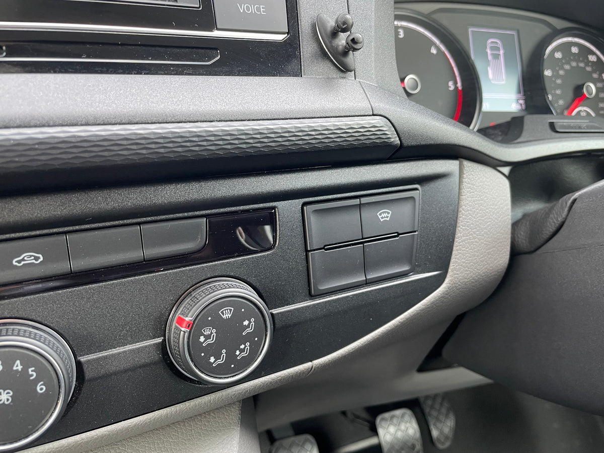 T6.1 Highline Campervan 2022 (72 plate) - Indium Grey with very low mileage