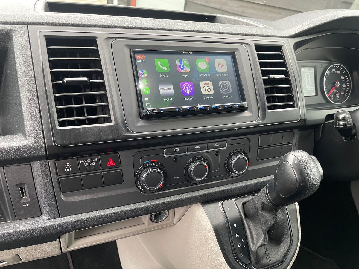 T6 T32 LWB camper/day van with RIB bed (2018 68 plate)