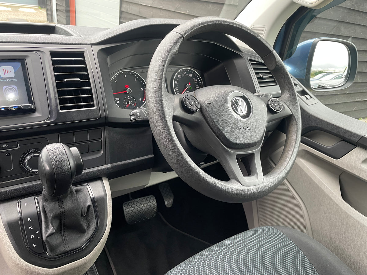 T6 T32 LWB camper/day van with RIB bed (2018 68 plate)