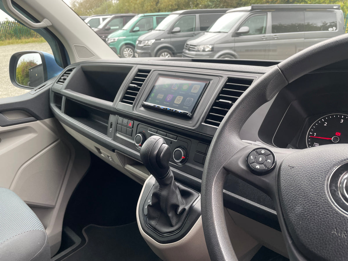 T6 T32 LWB camper/day van with RIB bed (2018 68 plate)