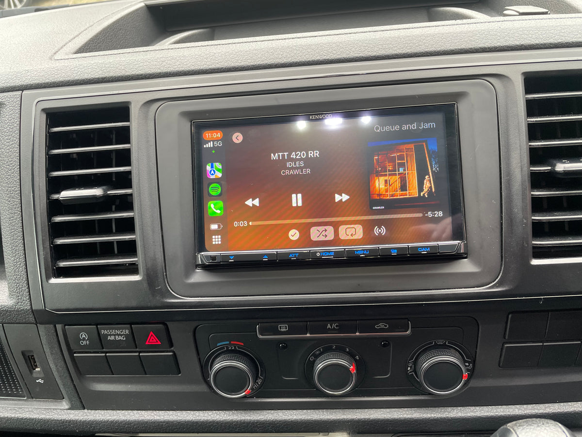 T6 T32 LWB camper/day van with RIB bed (2018 68 plate)