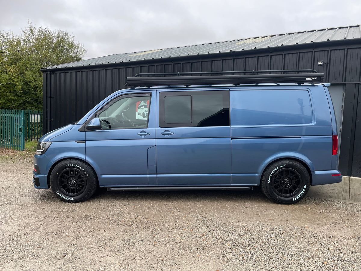 T6 T32 LWB camper/day van with RIB bed (2018 68 plate)