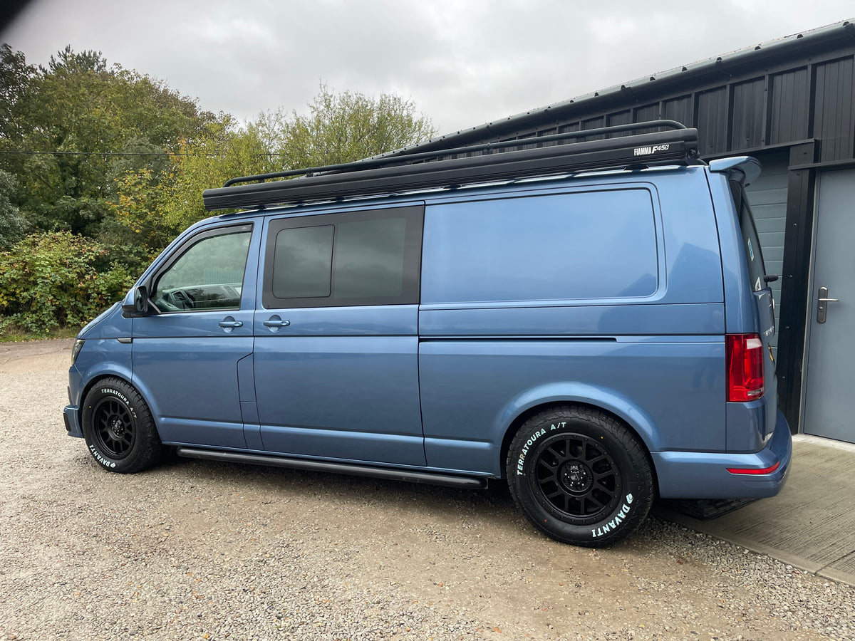 T6 T32 LWB camper/day van with RIB bed (2018 68 plate)