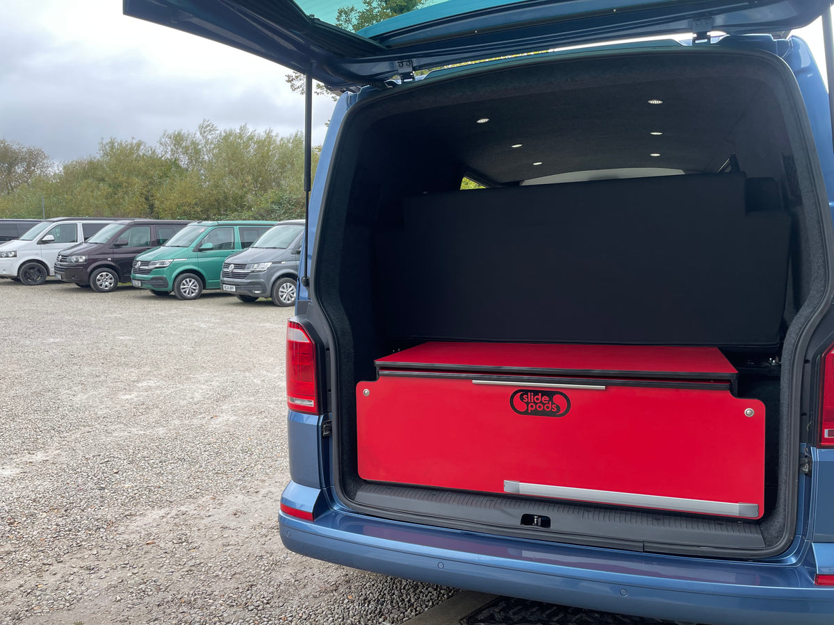 T6 T32 LWB camper/day van with RIB bed (2018 68 plate)