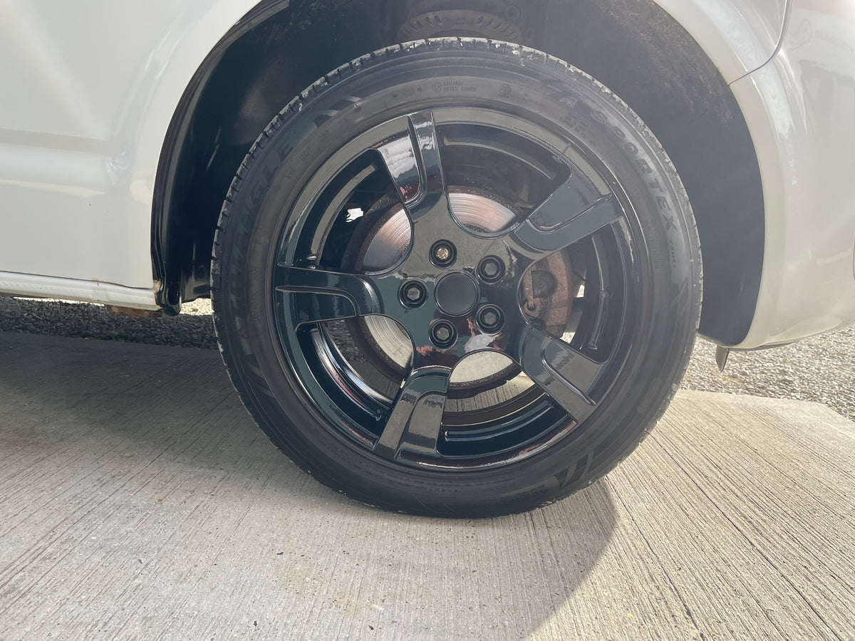 T5.1 Campervan 2012 with air con (brand new conversion)