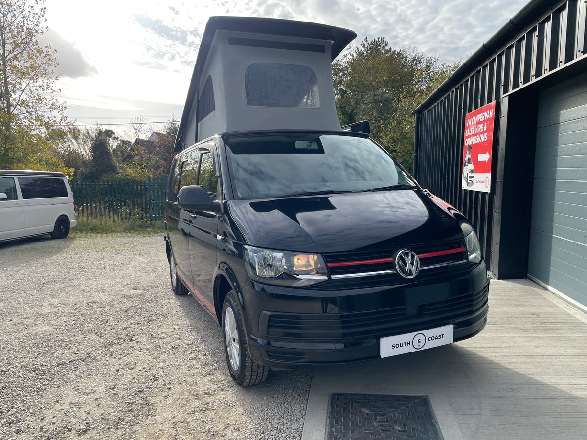 T6 SWB Trendline Campervan 2018 with air con - Black