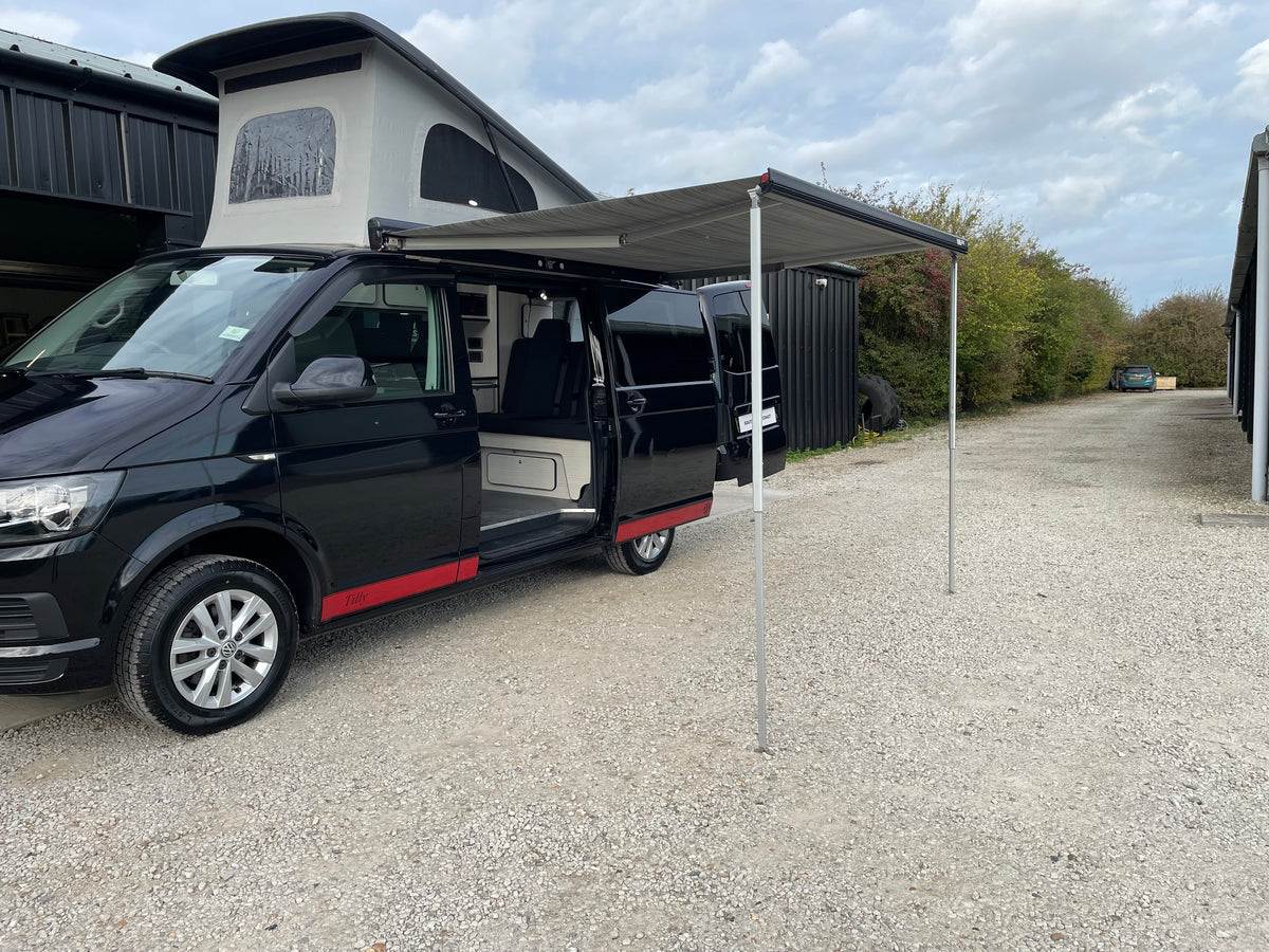T6 SWB Trendline Campervan 2018 with air con - Black