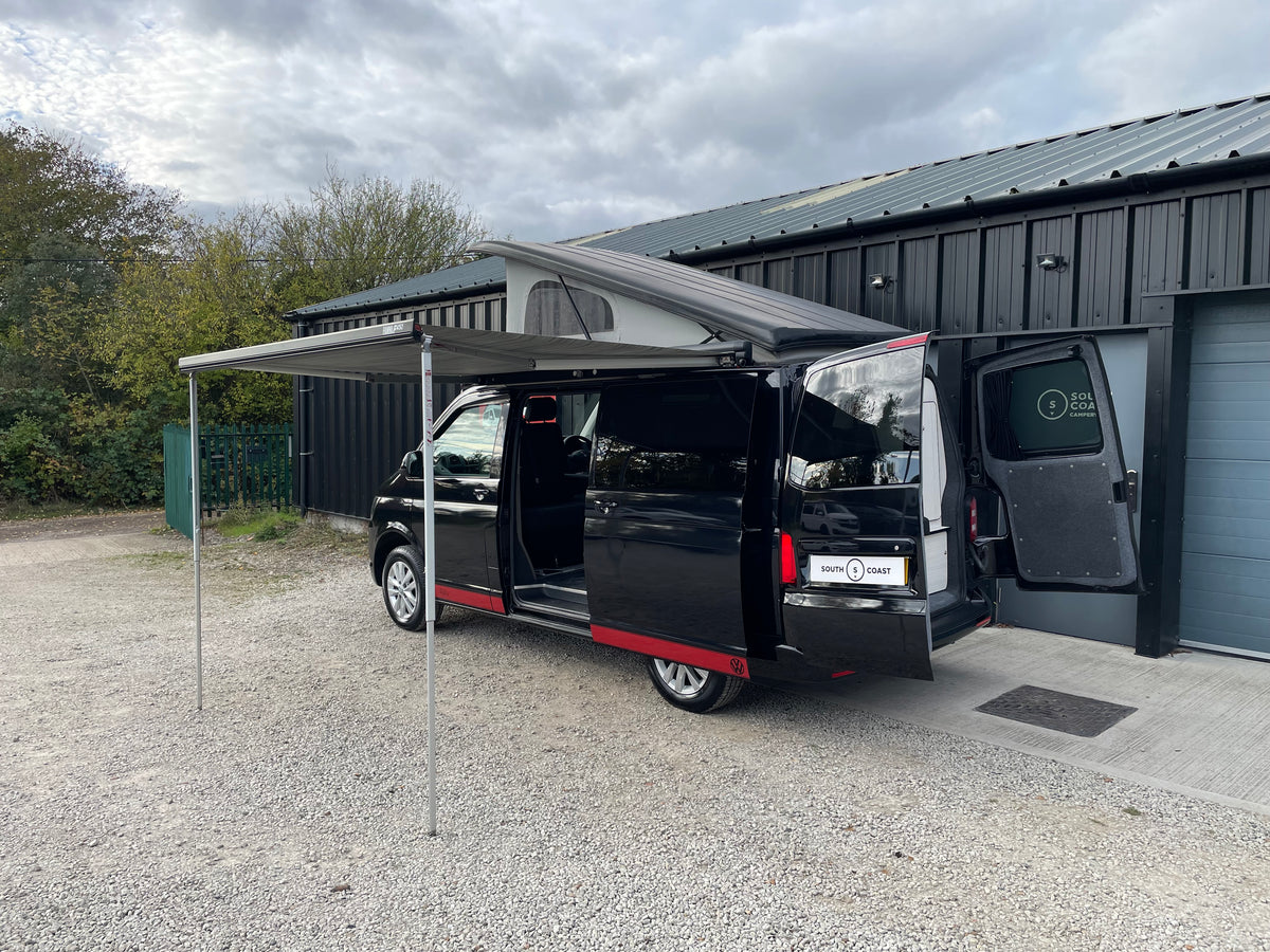 T6 SWB Trendline Campervan 2018 with air con - Black
