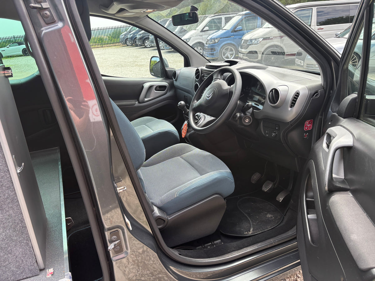Citroen Berlingo Micro Camper (17 plate)