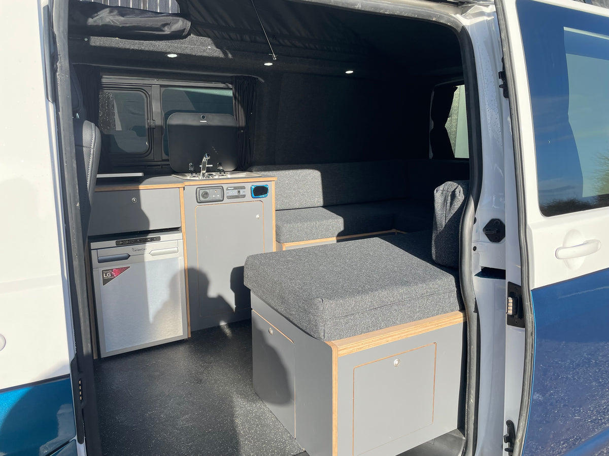 2020 VW Transporter T6.1 Candy White/blue SWB L-shape conversion