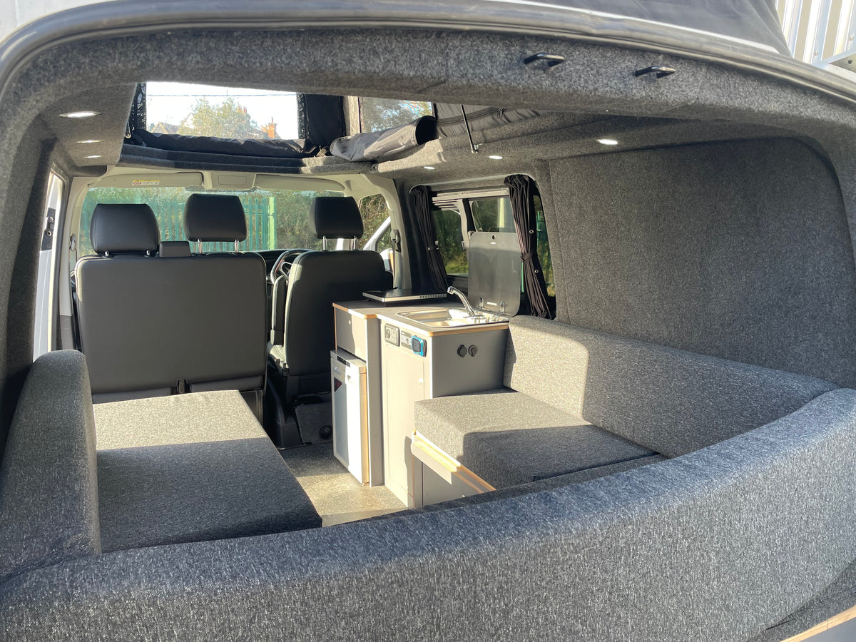 2020 VW Transporter T6.1 Candy White/blue SWB L-shape conversion