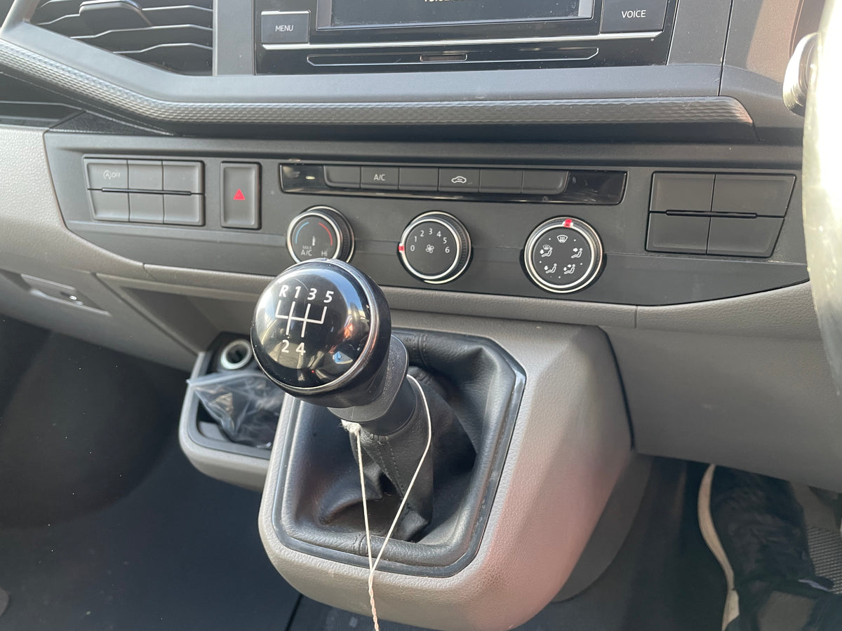 2020 VW Transporter T6.1 Candy White/blue SWB L-shape conversion