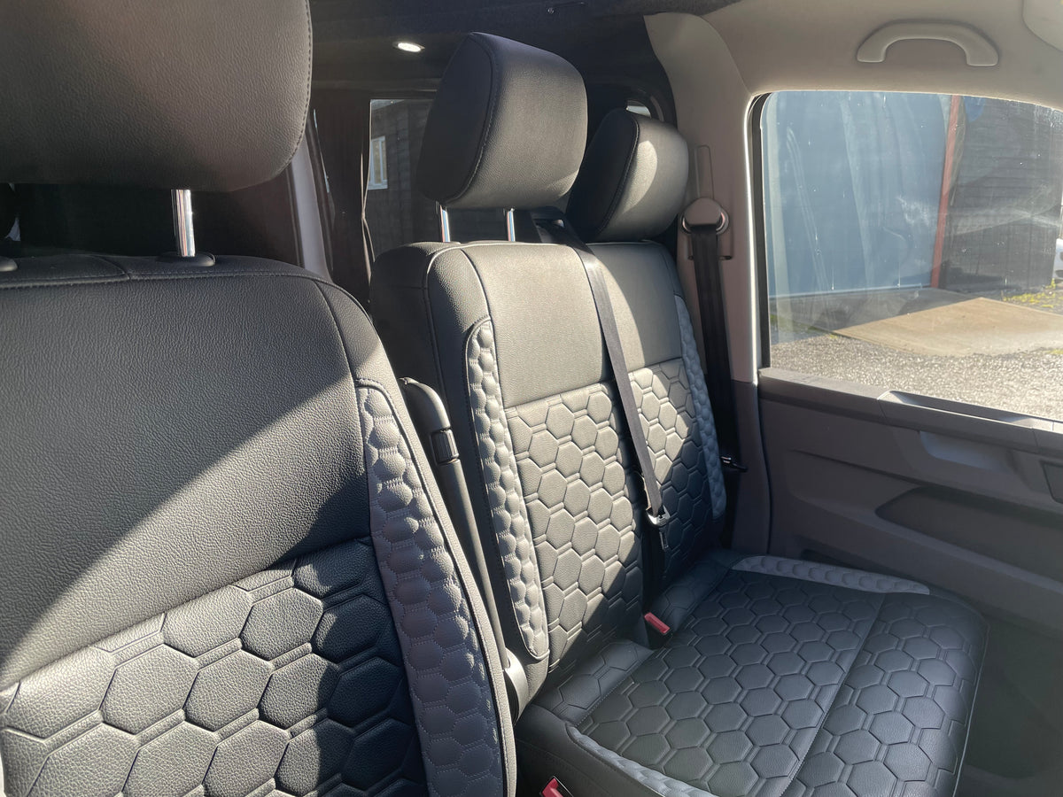 2020 VW Transporter T6.1 Candy White/blue SWB L-shape conversion