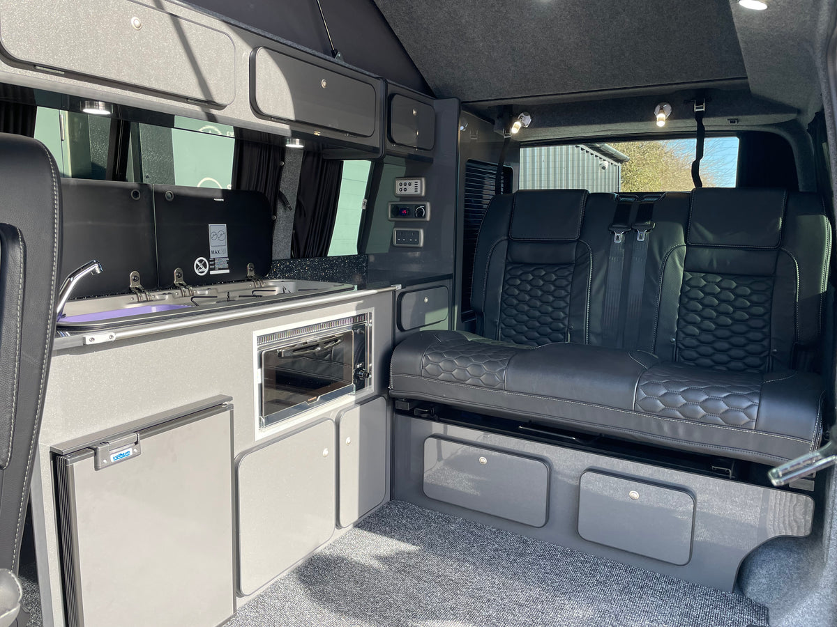 T6.1 Highline Campervan 2023 (23 plate) - Indium Grey with very low mileage RIB bed