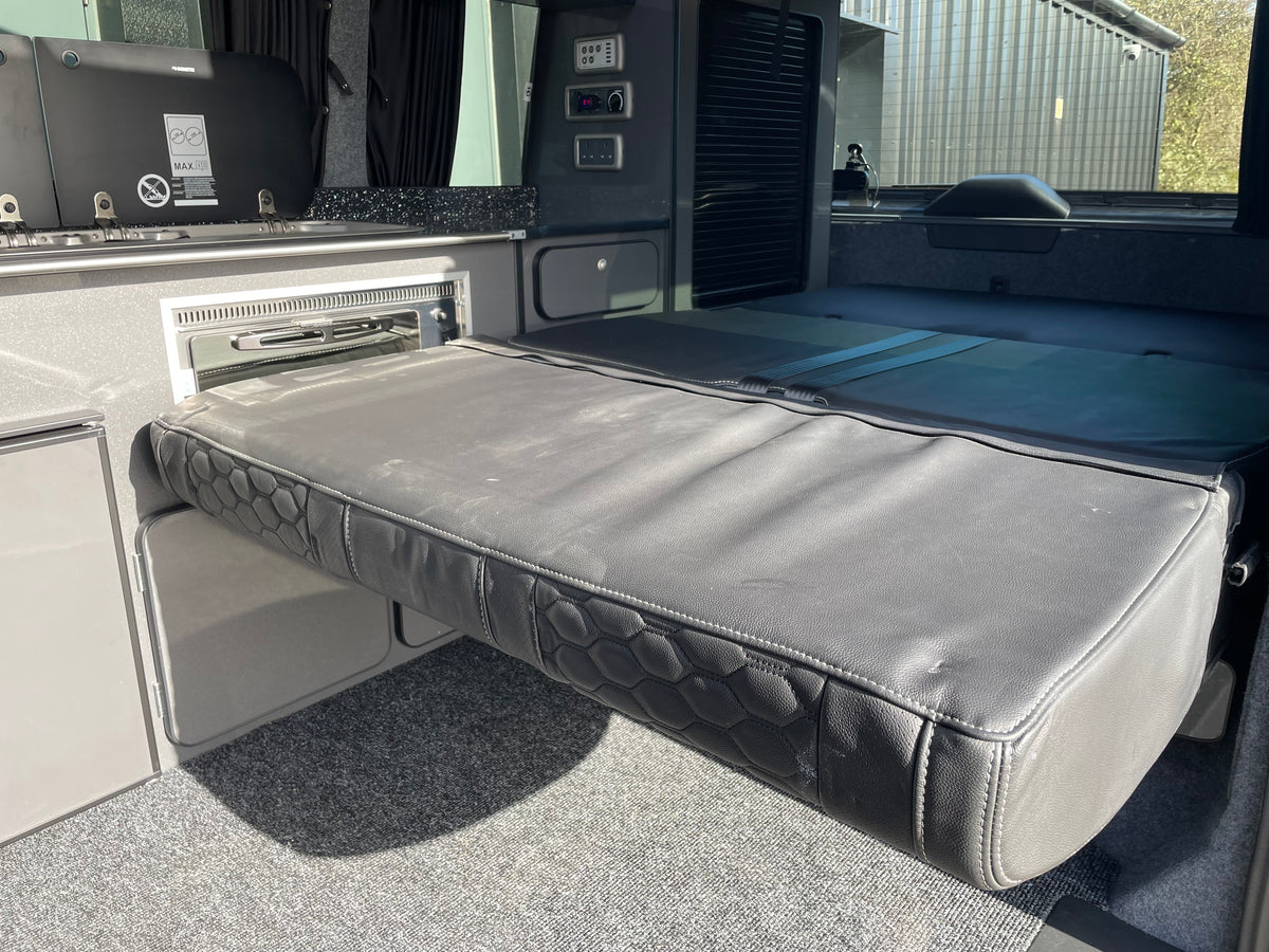 T6.1 Highline Campervan 2023 (23 plate) - Indium Grey with very low mileage RIB bed