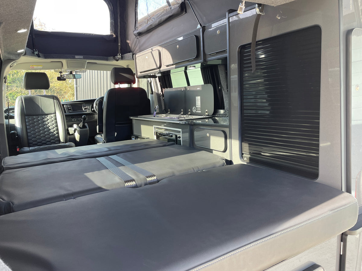 T6.1 Highline Campervan 2023 (23 plate) - Indium Grey with very low mileage RIB bed