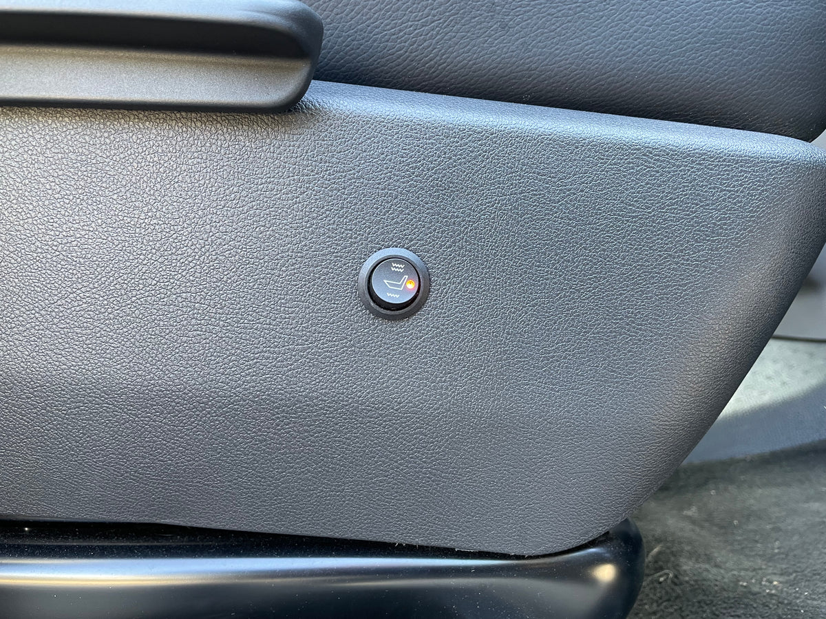 T6.1 Highline Campervan 2023 (23 plate) - Indium Grey with very low mileage RIB bed