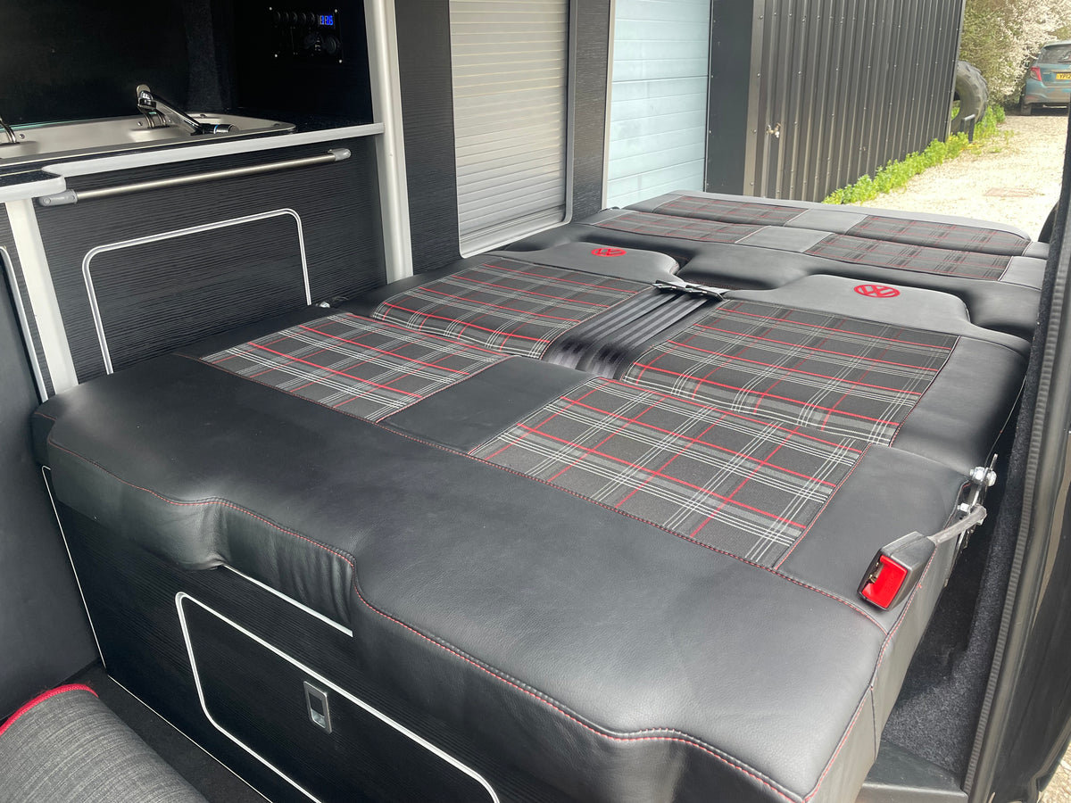 T6 Highline Campervan 2019 with Tailgate in Black - Automatic - low mileage