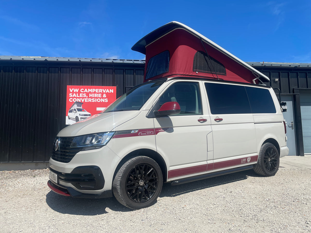 T6.1 Cotswold Edition + with air con in Ascot Grey