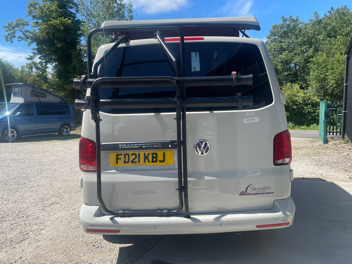 T6.1 Cotswold Edition + with air con in Ascot Grey
