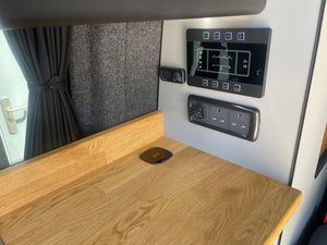 T6.1 Cotswold Edition + with air con in Ascot Grey