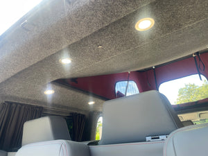 T6.1 Cotswold Edition + with air con in Ascot Grey