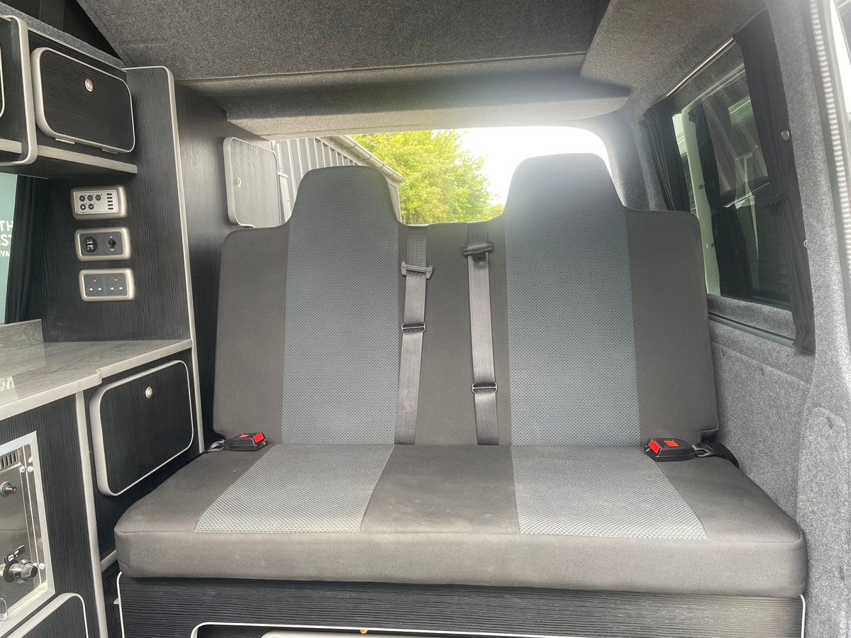 T6 Highline Campervan with air con (18 plate) - White