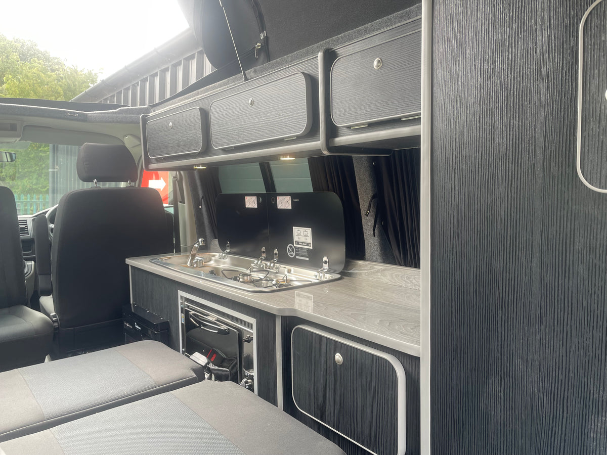 T6 Highline Campervan with air con (18 plate) - White