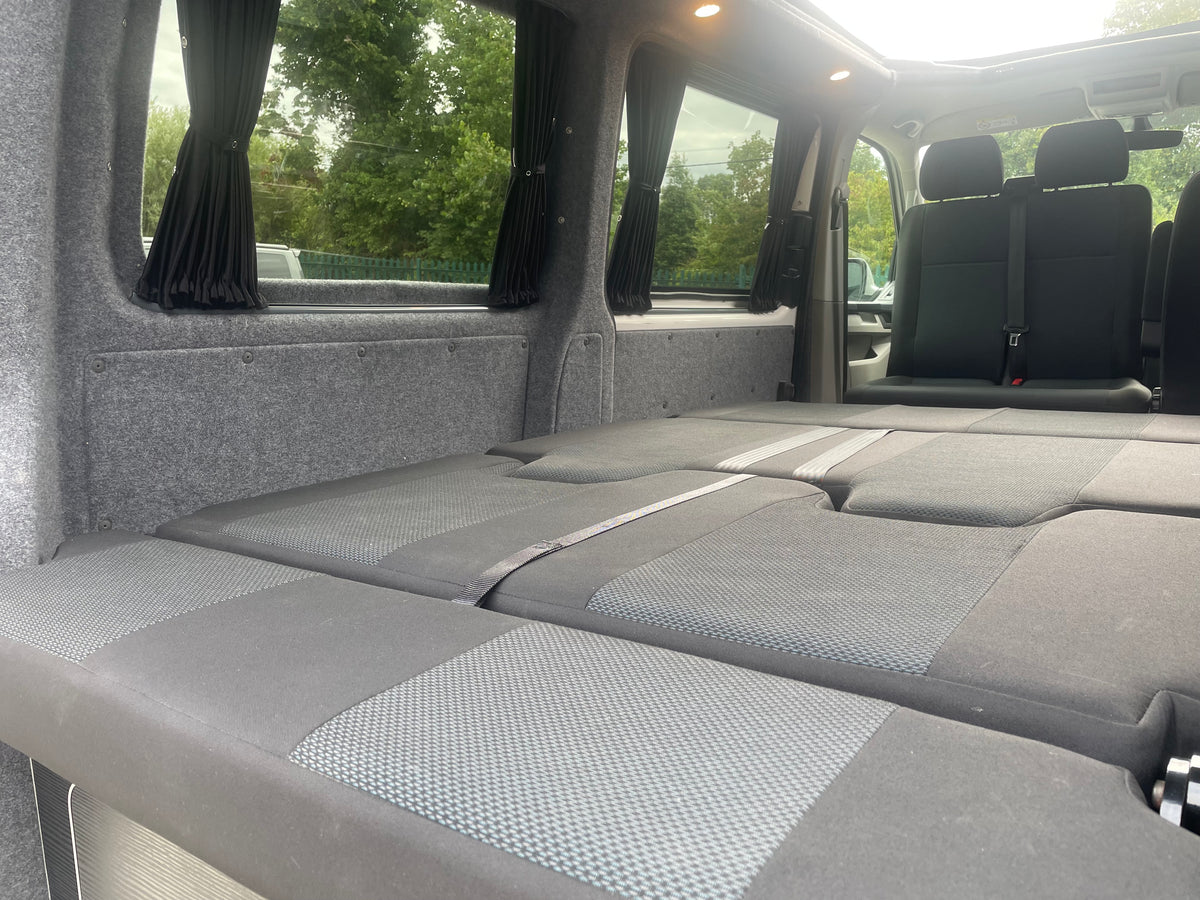 T6 Highline Campervan with air con (18 plate) - White