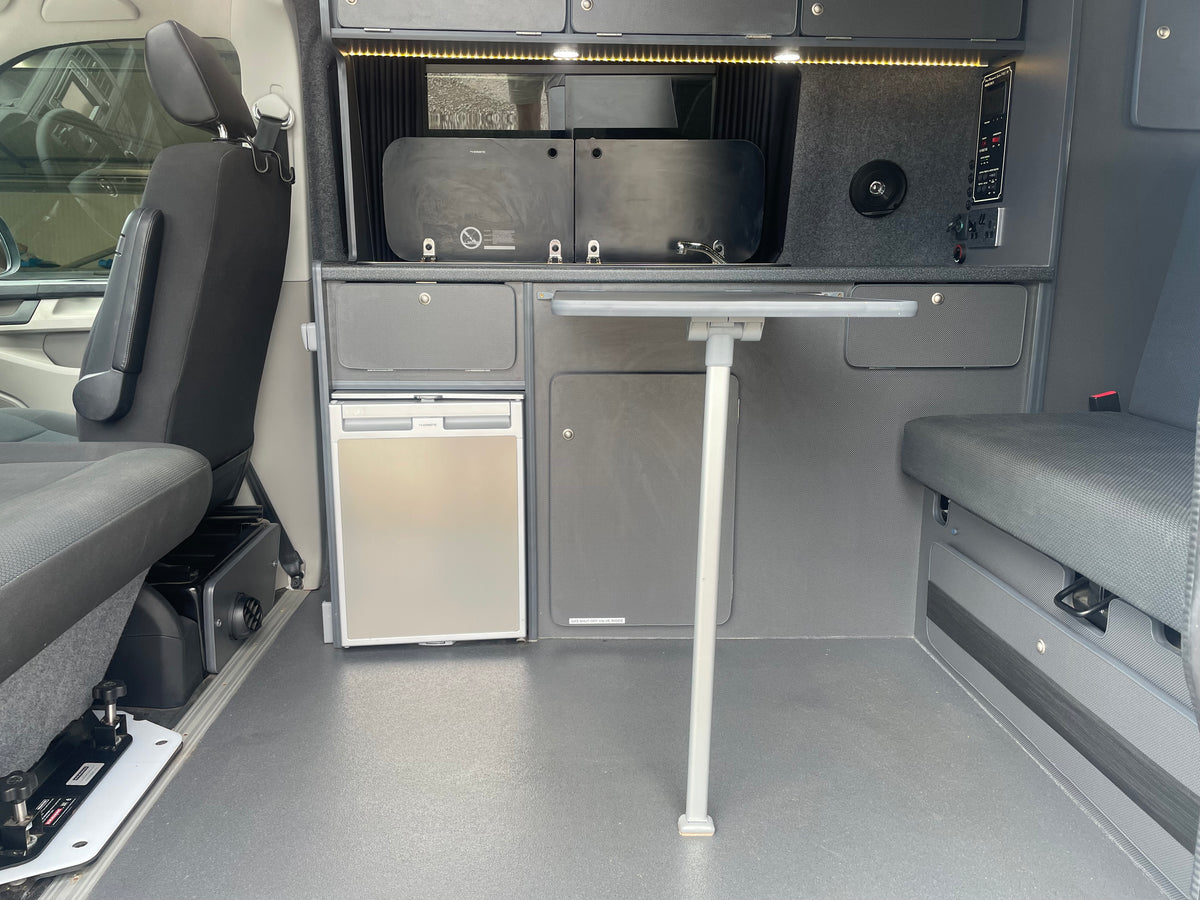 T6 Trendline Campervan with air con (18 plate) - Silver