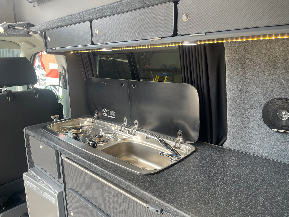 T6 Trendline Campervan with air con (18 plate) - Silver