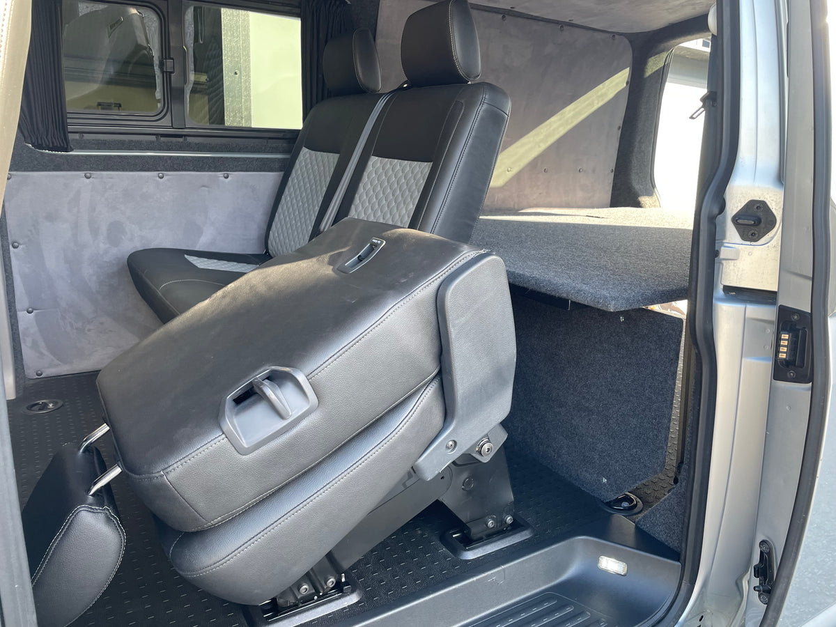 Highline T6.1 Kombi/Day van LWB - Silver 70plate