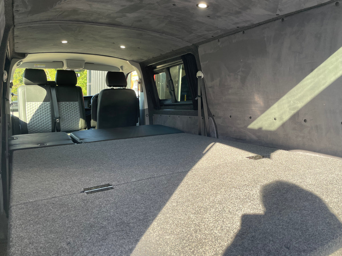 Highline T6.1 Kombi/Day van LWB - Silver 70plate