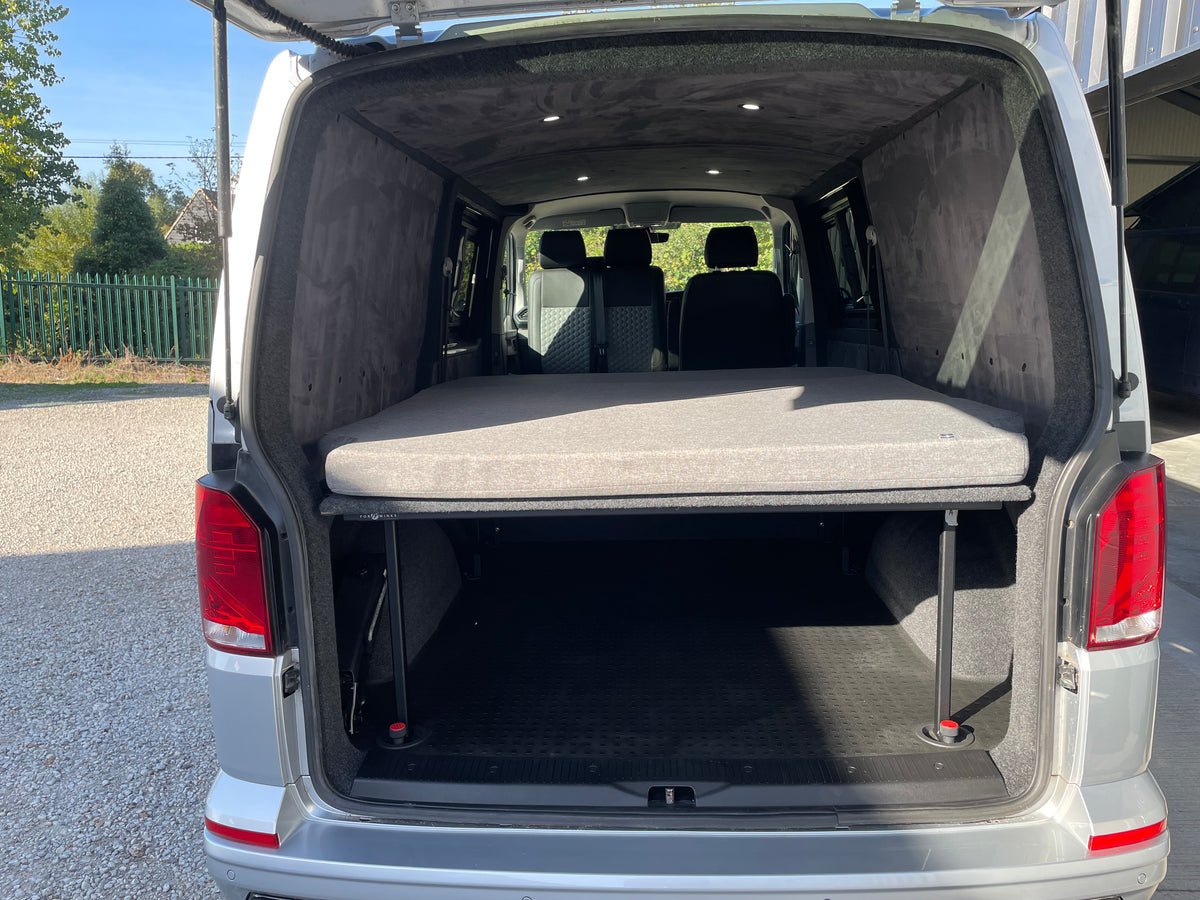 Highline T6.1 Kombi/Day van LWB - Silver 70plate