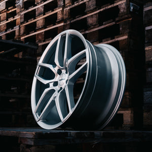 Calibre CCU alloy wheels