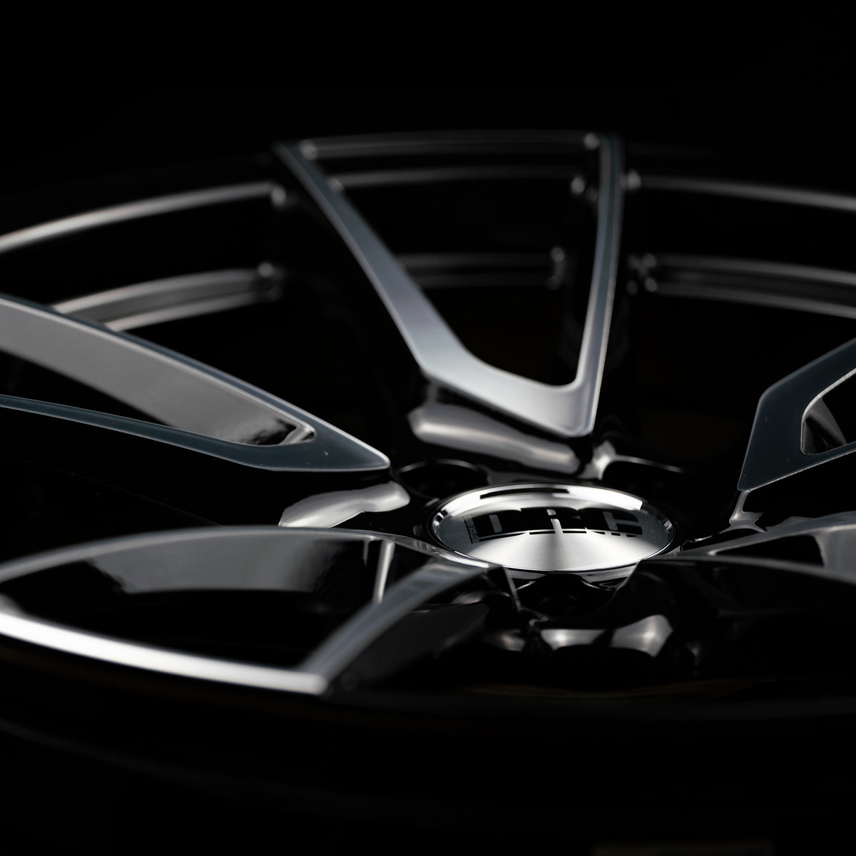 DRC DLA alloy wheels in Black Polished