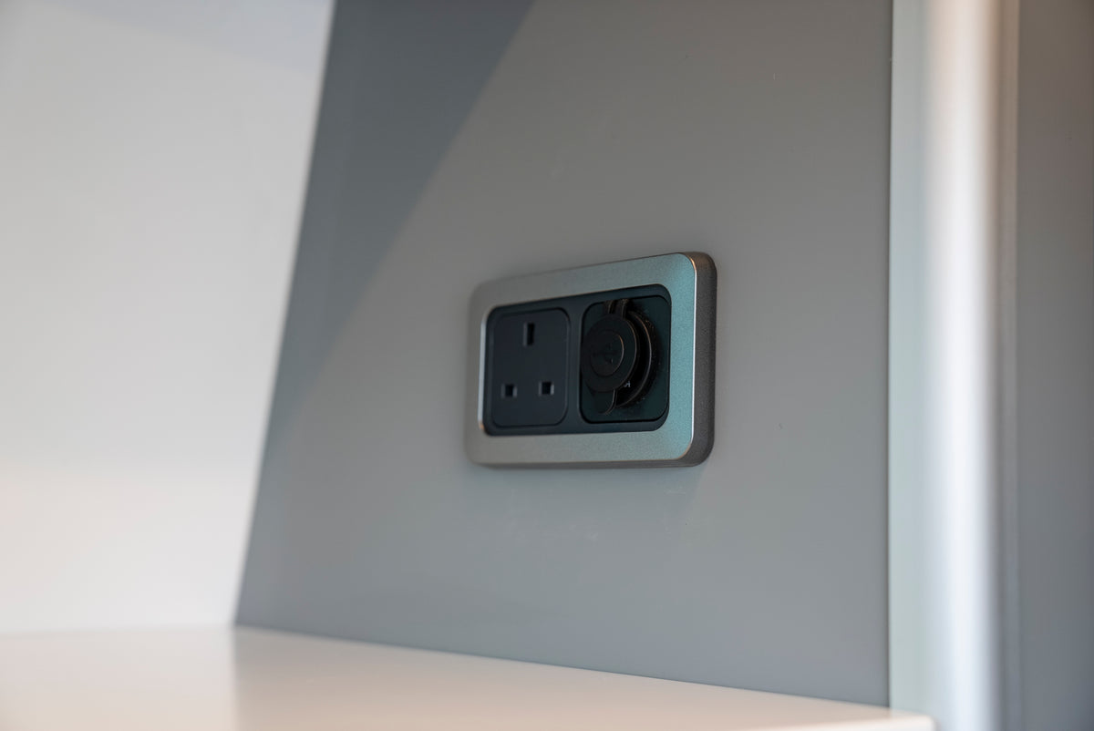 T6.1 T32 SWB 2.0 TDI 150PS MANUAL CAMPERVAN