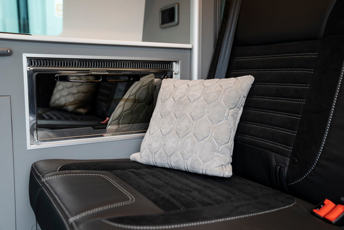 T6.1 T32 SWB 2.0 TDI 150PS MANUAL CAMPERVAN