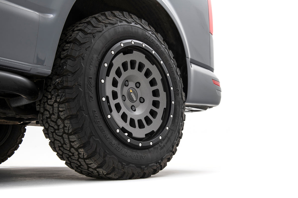 T6.1 LWB HIGHLINE KOMBI 4MOTION *MAGAZINE FEATURED*