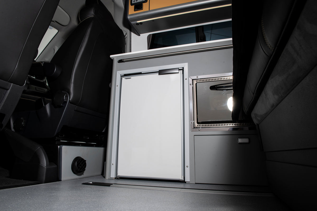 T6.1 LWB HIGHLINE KOMBI 4MOTION *MAGAZINE FEATURED*