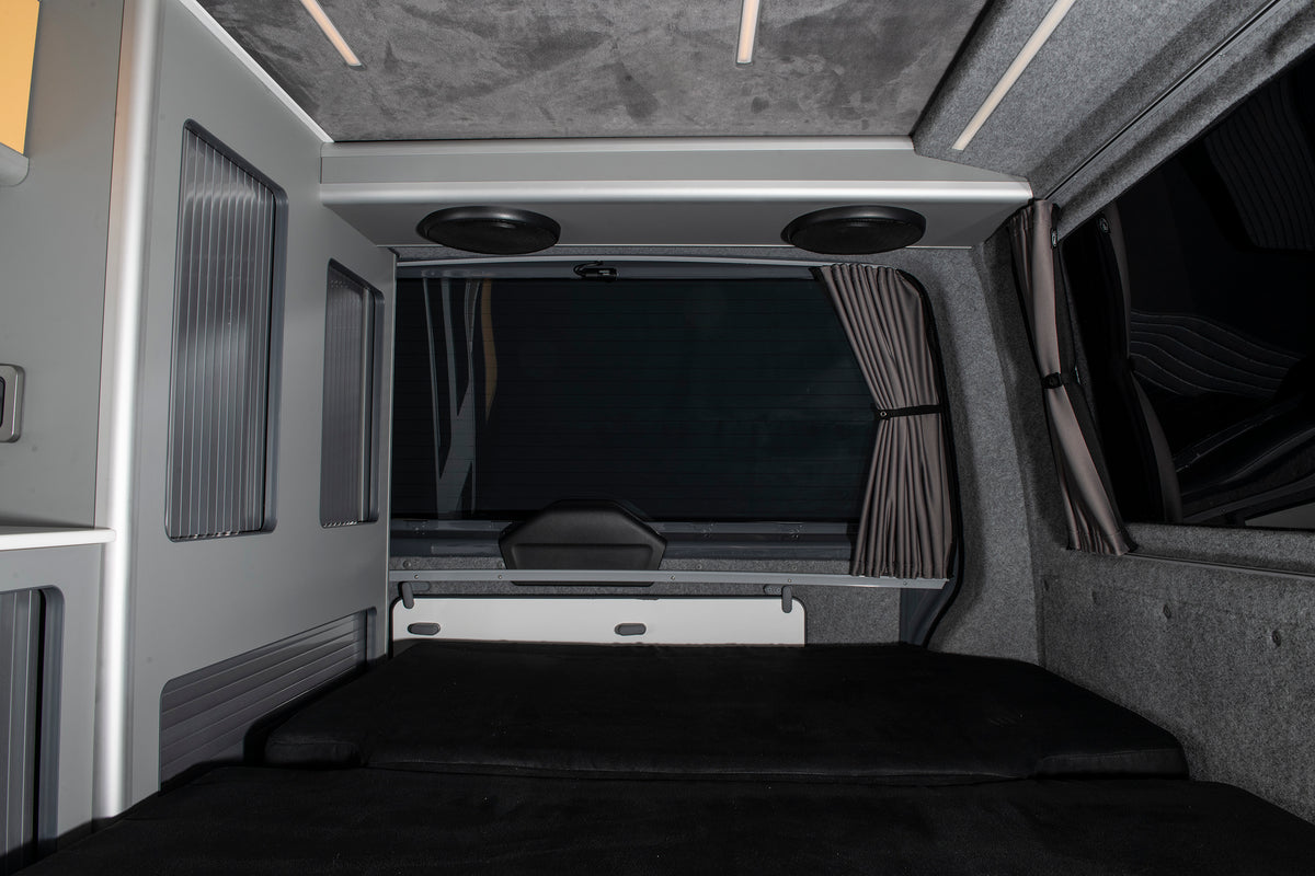 T6.1 LWB HIGHLINE KOMBI 4MOTION *MAGAZINE FEATURED*