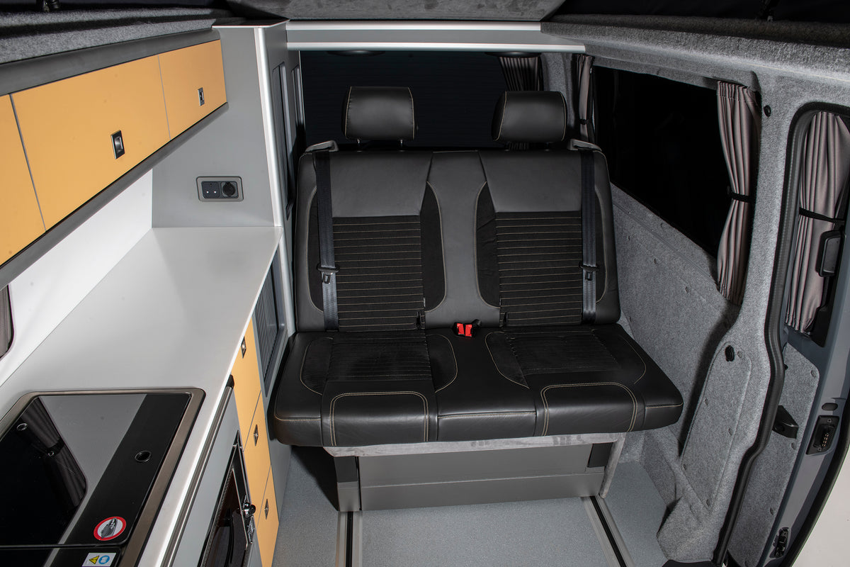 T6.1 LWB HIGHLINE KOMBI 4MOTION *MAGAZINE FEATURED*